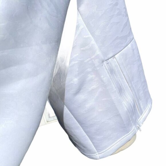 FABLETICS Lotta Removable Hood Zip Up Jacket White Camo - Picture 9 of 11